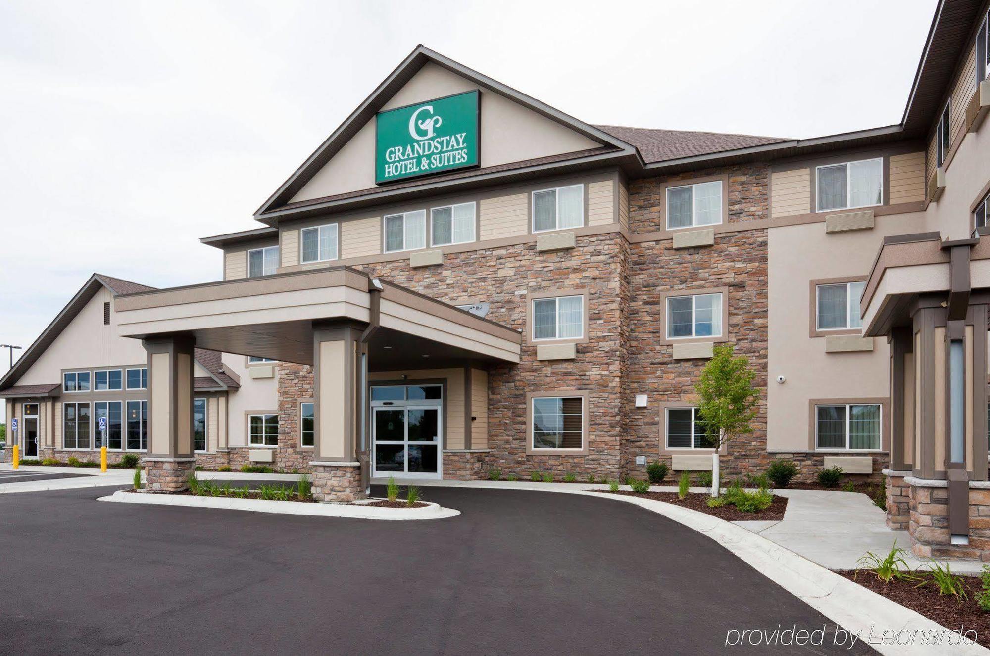 Grandstay Hotel & Suites Delano Экстерьер фото
